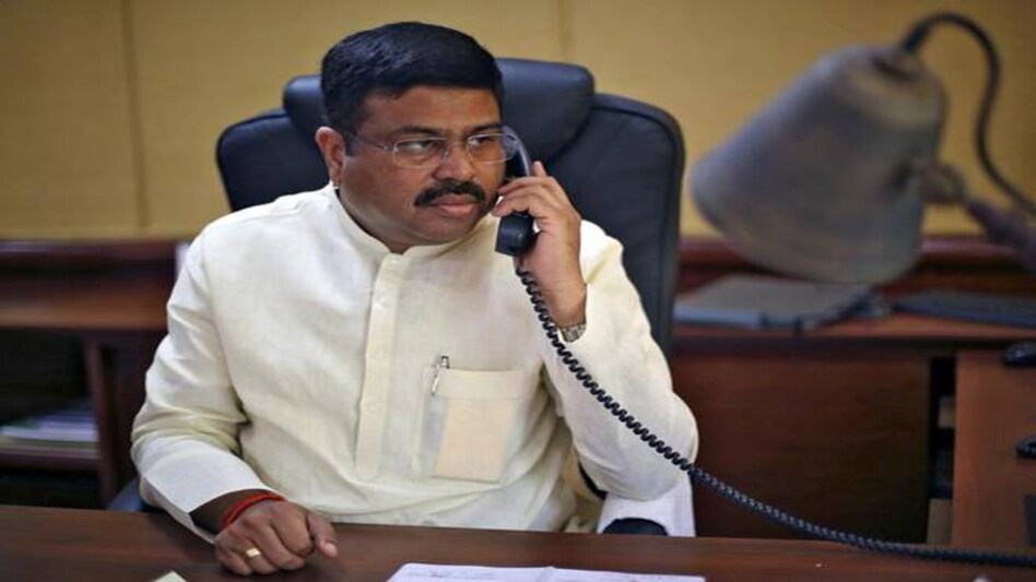 Efforts on to bring petrol, diesel under GST, says Dharmendra Pradhan Efforts on to bring petrol, diesel under GST, says Dharmendra Pradhan