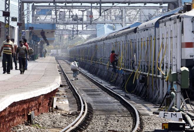 Railways Ministry cautions public about fake IRCTC job racket