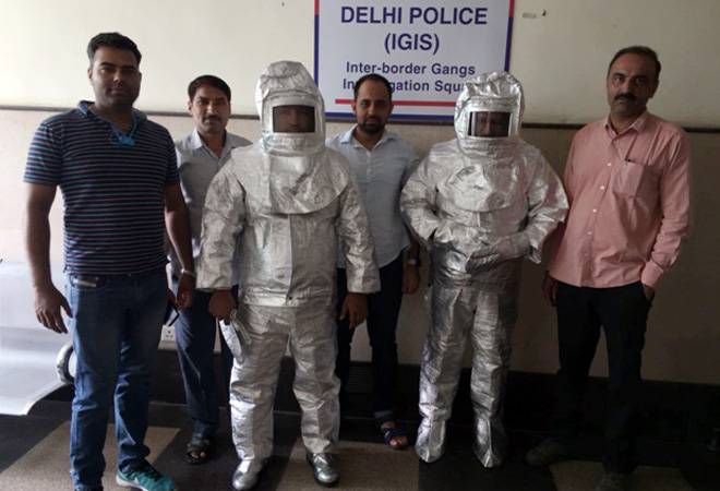 Father-son duo dupes man of Rs 1.4 crore with fake, handmade NASA equipment