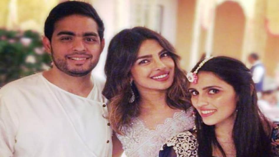 Akash-Shloka engagement: Shah Rukh Khan to perform; all you need to know Akash-Shloka engagement: Shah Rukh Khan to perform; all you need to know