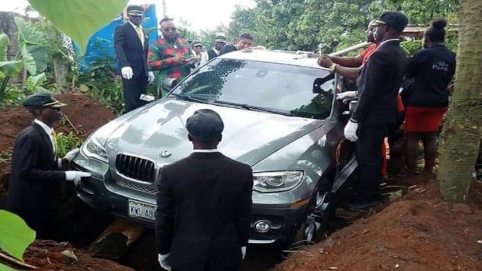 Highway to heaven: Nigerian man buries father in brand new BMW car Highway to heaven: Nigerian man buries father in brand new BMW car