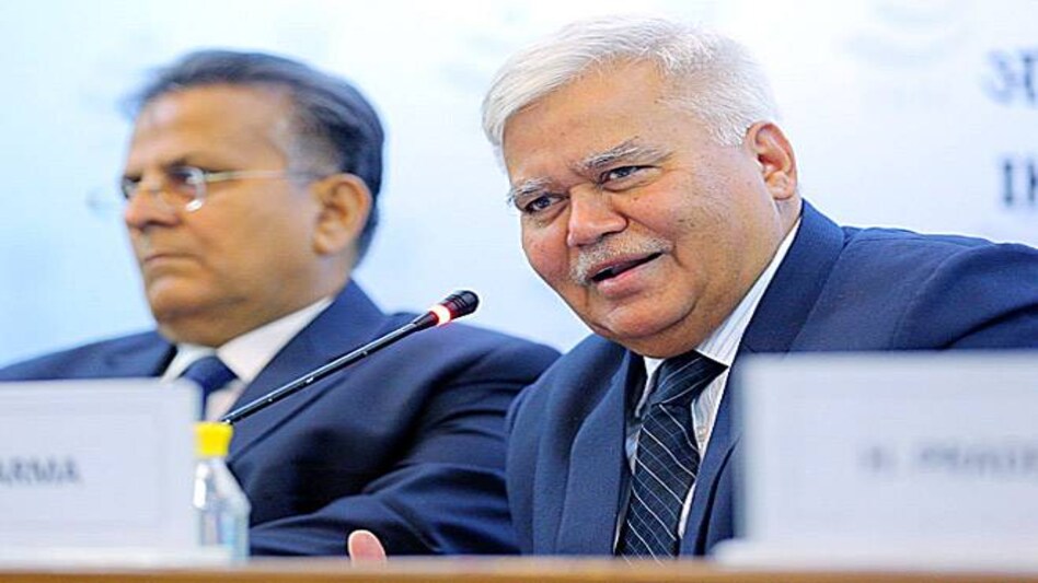 Trai chief's personal info not fetched from Aadhaar database, servers: UIDAI Trai chief's personal info not fetched from Aadhaar database, servers: UIDAI