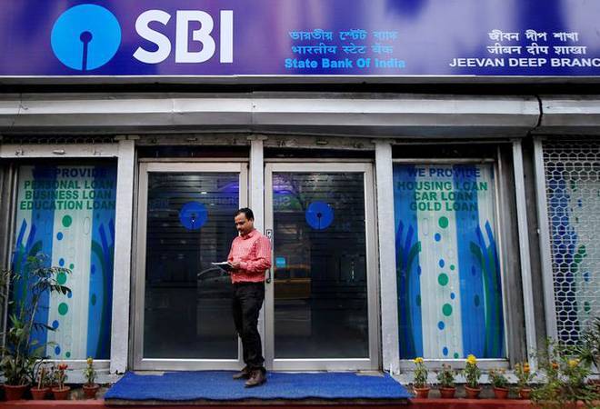 How SBI's fixed deposit rates compare with other leading banks