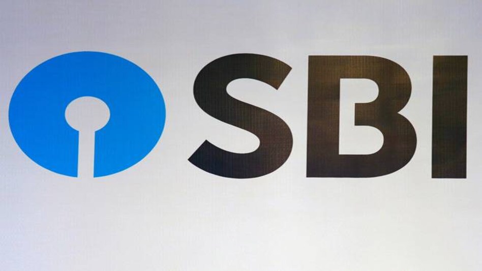 SBI posts surprise loss of Rs 4,876 crore in June quarter as NPAs, provisions rise SBI posts surprise loss of Rs 4,876 crore in June quarter as NPAs, provisions rise