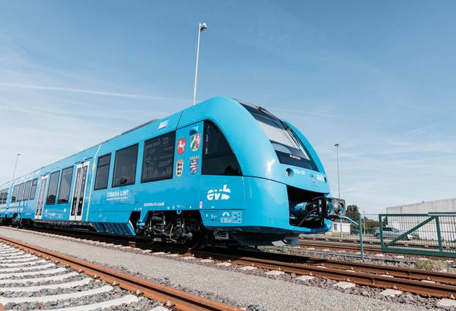 World's first hydrogen train is here! It emits only water and steam, is pollution-free
