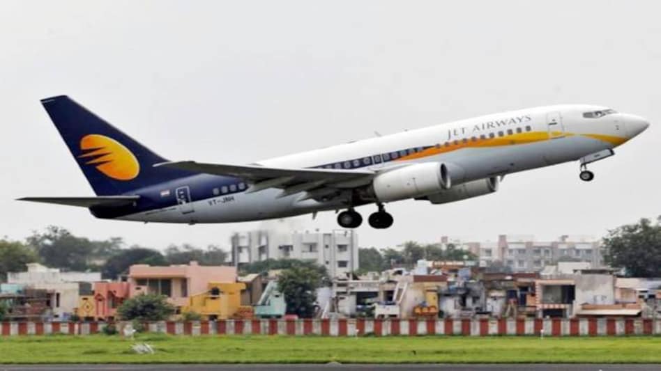 Jet Airways to end free meal service under new economy fares Jet Airways to end free meal service under new economy fares