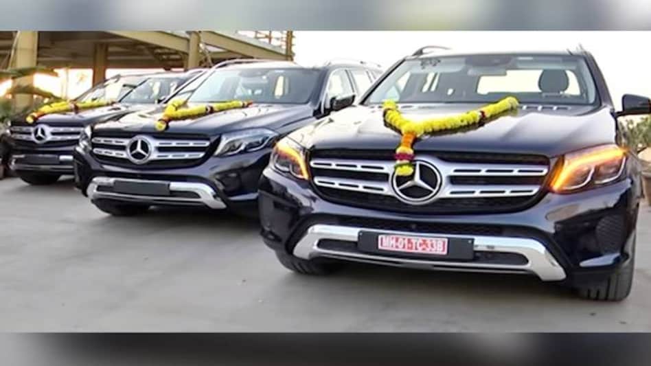 Surat diamond trader gifts Mercedes-Benz SUVs worth Rs 3 crore to employees Surat diamond trader gifts Mercedes-Benz SUVs worth Rs 3 crore to employees