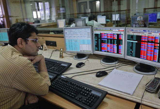 Aviation stocks fall as brent crude price crosses $80 per barrel