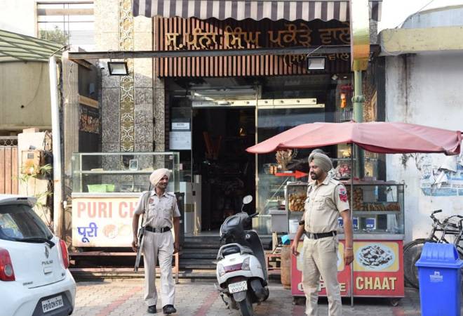 This 'pakodawala' in Ludhiana paid Rs 60 lakh as income tax