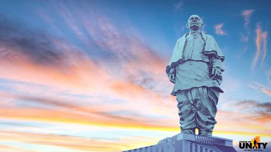 Statue of Unity: World's tallest statue, that of Sardar Patel, took Rs 2989 cr to build! Statue of Unity: World's tallest statue, that of Sardar Patel, took Rs 2989 cr to build!