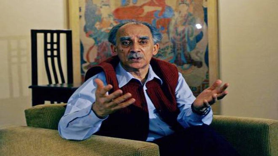 Arun Shourie describes how Narendra Modi and Indira Gandhi are different Arun Shourie describes how Narendra Modi and Indira Gandhi are different