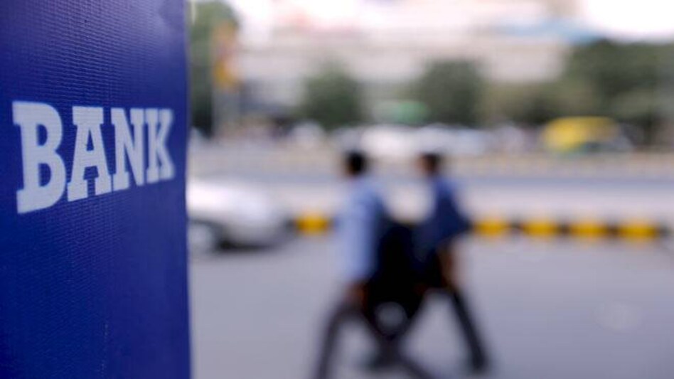 Public sector banks' losses rise 3.5 times higher in Q2 FY19, PNB posts biggest loss Public sector banks' losses rise 3.5 times higher in Q2 FY19, PNB posts biggest loss