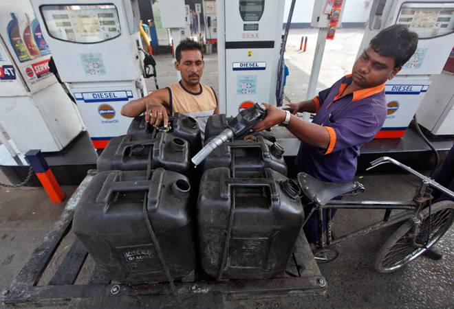 Petrol price cut by 21 paise; total reduction reaches Rs 4.05 in 18 days