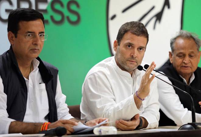 Dassault gave Rs 284 crore as kickback to Anil Ambani's loss-making firm, says Rahul Gandhi Dassault gave Rs 284 crore as kickback to Anil Ambani's loss-making firm, says Rahul Gandhi