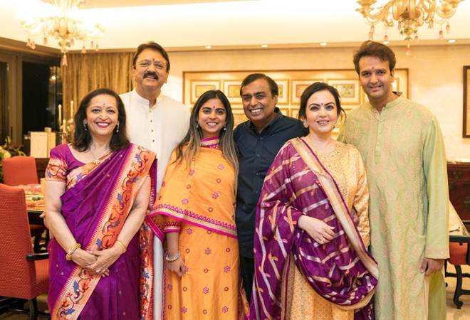 Isha Ambani-Anand Piramal wedding: Luxury cars, chartered flights, five-star hotels booked Isha Ambani-Anand Piramal wedding: Luxury cars, chartered flights, five-star hotels booked