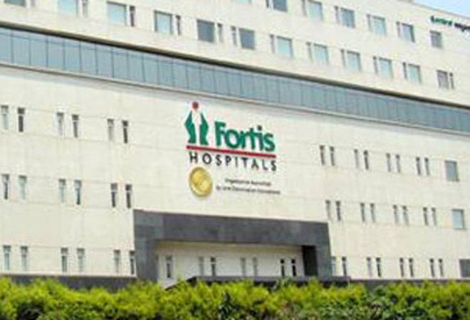 Supreme Court puts Fortis Healthcare sale to IHH on hold; scrip plunges 14% Supreme Court puts Fortis Healthcare sale to IHH on hold; scrip plunges 14%