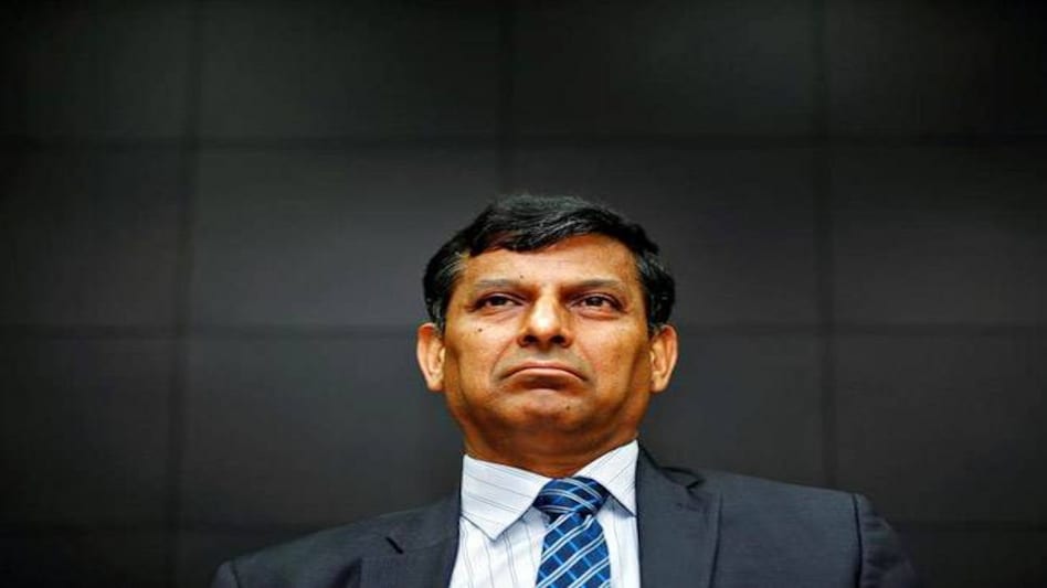 Farmer's loan waiver shouldn't be part of poll promises: Raghuram Rajan Farmer's loan waiver shouldn't be part of poll promises: Raghuram Rajan