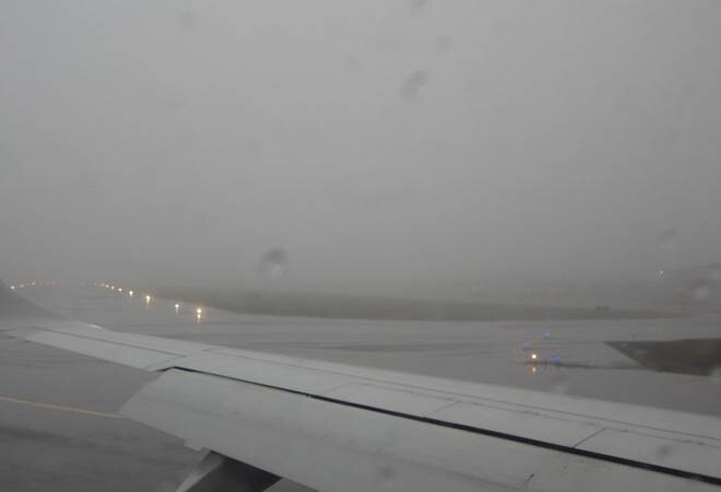 Flyers alert: Flights at Delhi Airport delayed, airlines issue fog advisory Flyers alert: Flights at Delhi Airport delayed, airlines issue fog advisory