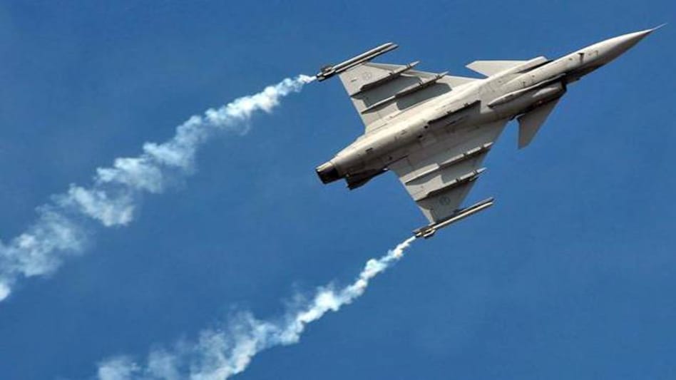Manufacturing of defence aerospace, warship items to be covered by Industries Act, says DIPP Manufacturing of defence aerospace, warship items to be covered by Industries Act, says DIPP