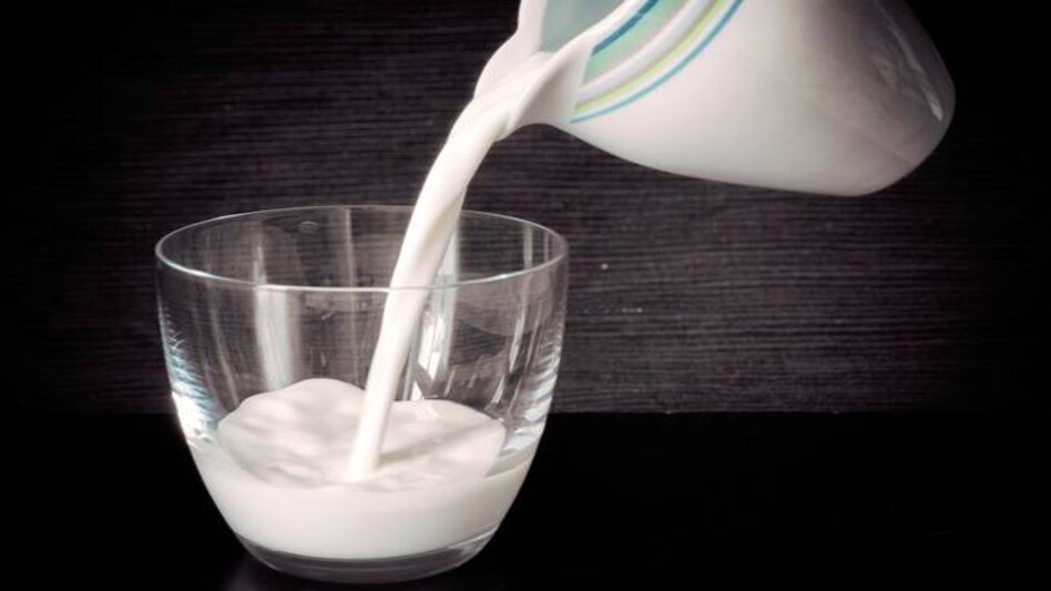 Rs 120 per litre! This farm-to-home milk will be airlifted daily from Pune to Delhi Rs 120 per litre! This farm-to-home milk will be airlifted daily from Pune to Delhi