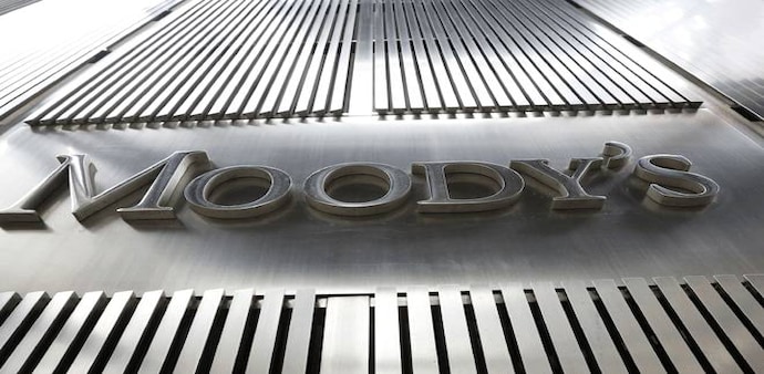 Moody's expects the fiscal deficit to reach 3.4% of GDP in the current fiscal against the government's budgeted target of 3.3% Moody's expects the fiscal deficit to reach 3.4% of GDP in the current fiscal against the government's budgeted target of 3.3%