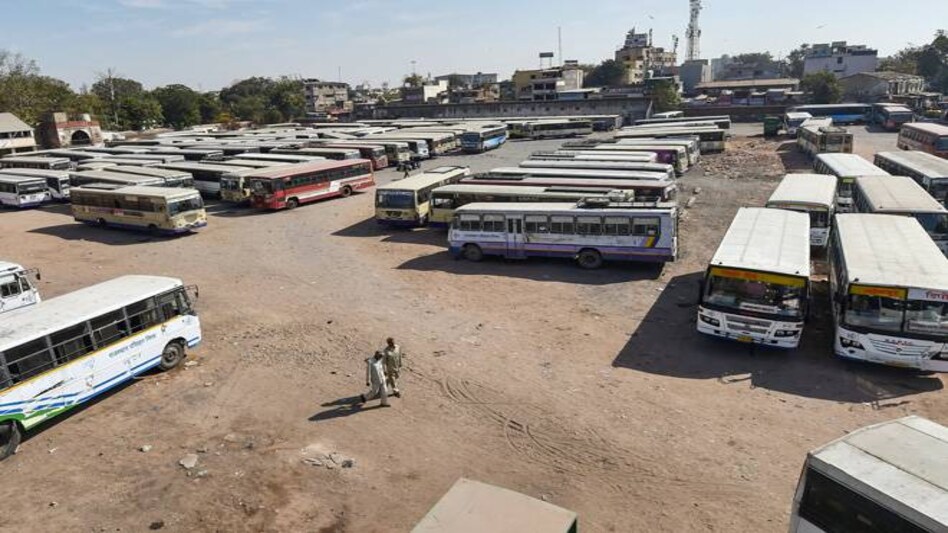 7th Pay Commission: Gujarat state transport employees go on strike over demands of pay hike 7th Pay Commission: Gujarat state transport employees go on strike over demands of pay hike