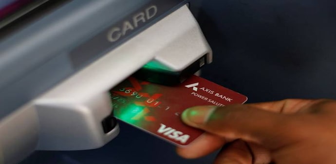 Back in August 2018, 21 public sector banks and three major private sector lenders collecting a whopping Rs 5,000 crore from customers for non-maintenance of minimum balance in 2017-18. Back in August 2018, 21 public sector banks and three major private sector lenders collecting a whopping Rs 5,000 crore from customers for non-maintenance of minimum balance in 2017-18.