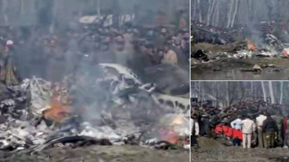 At least 5 people were killed Wednesday when an Indian Air Force (IAF) Mi-17 chopper crashed in Budgam district of Jammu and Kashmir. At least 5 people were killed Wednesday when an Indian Air Force (IAF) Mi-17 chopper crashed in Budgam district of Jammu and Kashmir.