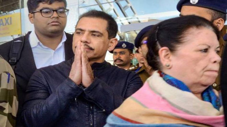 Robert Vadra reaches ED Jaipur office for second round of questioning Robert Vadra reaches ED Jaipur office for second round of questioning