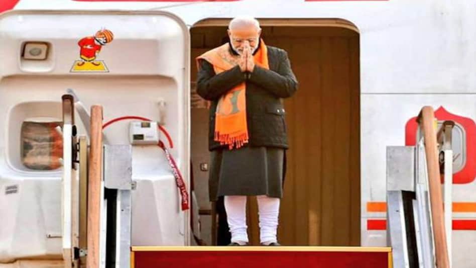 Prime Minister Narendra Modi Friday was conferred the Seoul Peace Prize from the South Korean Government for his contribution to international cooperation and promoting global economic growth. Prime Minister Narendra Modi Friday was conferred the Seoul Peace Prize from the South Korean Government for his contribution to international cooperation and promoting global economic growth.