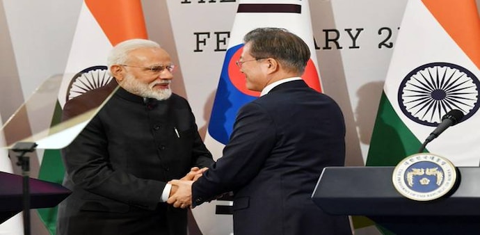 PM Modi in South Korea, to receive Seoul Peace Prize/PIB PM Modi in South Korea, to receive Seoul Peace Prize/PIB