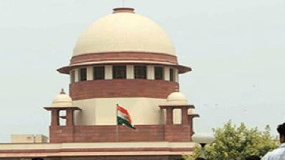 Supreme Court to look into plea may hear PIL against Article 370 granting special status to Jammu and kashmir Supreme Court to look into plea may hear PIL against Article 370 granting special status to Jammu and kashmir