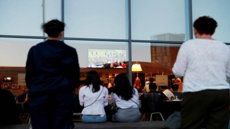 New TRAI rule for DTH : TV viewers confused between basic package and a-la-carte channels New TRAI rule for DTH : TV viewers confused between basic package and a-la-carte channels