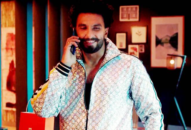 Ranveer Singh thinks Xiaomi Redmi Note 7 is 'sexy' and 'you'll know it' on Feb 28 Ranveer Singh thinks Xiaomi Redmi Note 7 is 'sexy' and 'you'll know it' on Feb 28