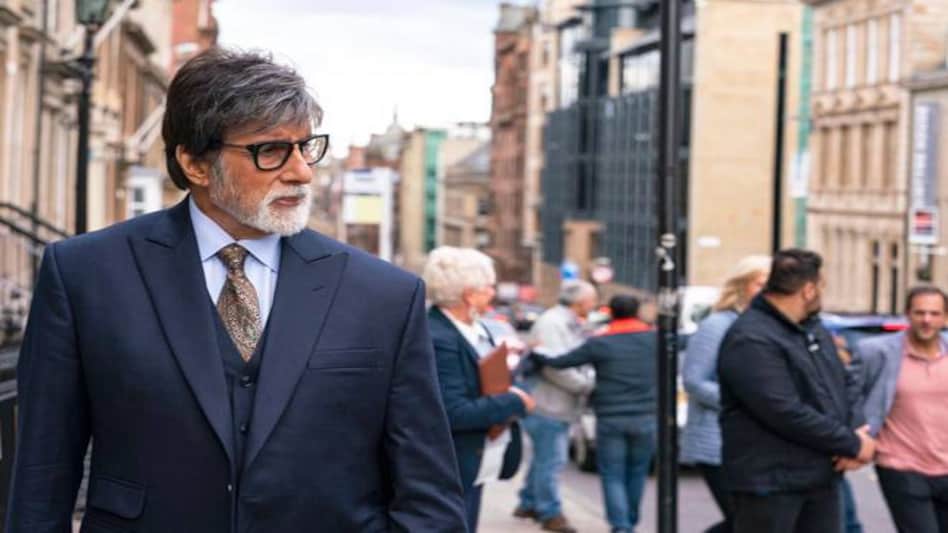 Badla Box Office: Amitabh Bachchan-Taapsee Pannu movie performs well Badla Box Office: Amitabh Bachchan-Taapsee Pannu movie performs well