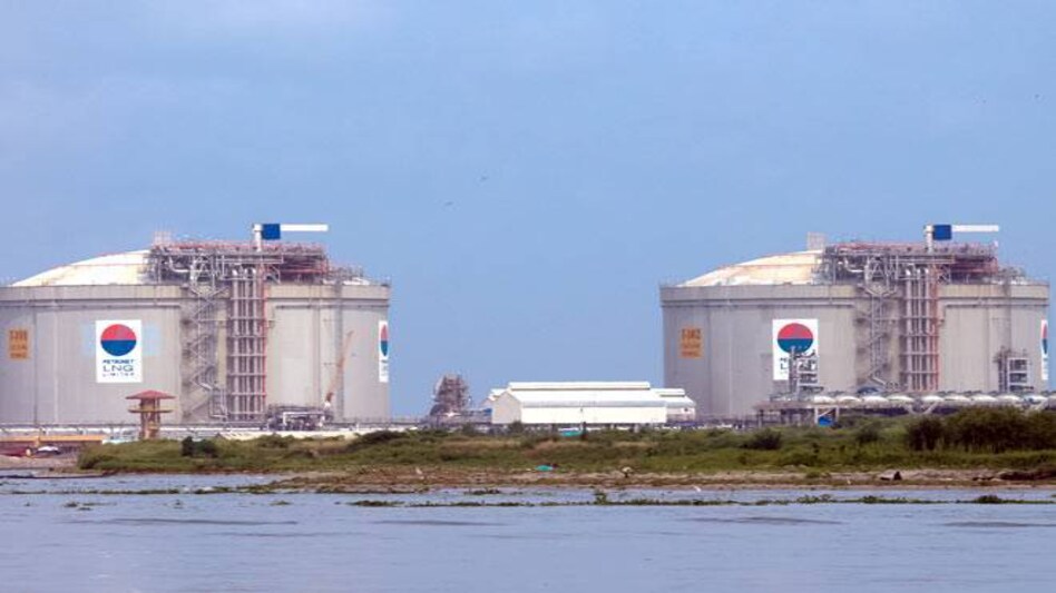 The government aims to run all LNG terminals at full capacity by 2022 as it works to complete the entire pipeline grid. The government aims to run all LNG terminals at full capacity by 2022 as it works to complete the entire pipeline grid.