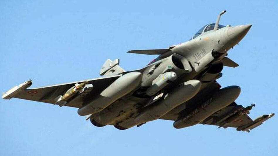 The Ministry of Defence on Wednesday filed an affidavit in the Supreme Court in connection with the Rafale fighter jet case. The Ministry of Defence on Wednesday filed an affidavit in the Supreme Court in connection with the Rafale fighter jet case.