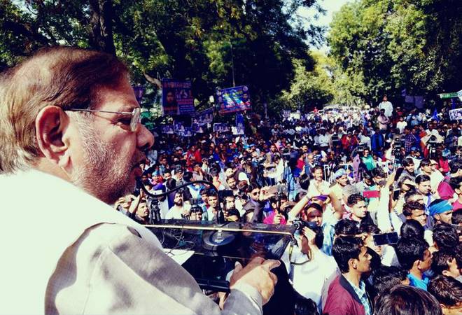 Lalu had formed RJD after breaking away fom Sharad Yadav's previous party JD(U). Photo credit: Sharad Yadav/Twitter Lalu had formed RJD after breaking away fom Sharad Yadav's previous party JD(U). Photo credit: Sharad Yadav/Twitter