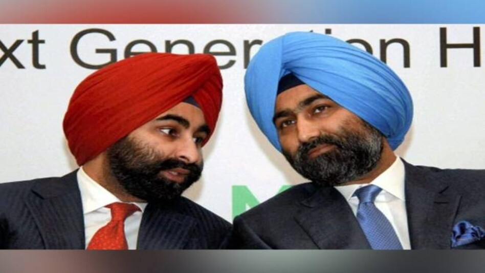 The Economic Offences Wing (EOW) wing of delhi police has booked Malvinder Mohan Singh and Shivinder Mohan Singh, erstwhile promoters of Religare Enterprises Ltd, on the charges of cheating, criminal conspiracy and breach of trust. The Economic Offences Wing (EOW) wing of delhi police has booked Malvinder Mohan Singh and Shivinder Mohan Singh, erstwhile promoters of Religare Enterprises Ltd, on the charges of cheating, criminal conspiracy and breach of trust.