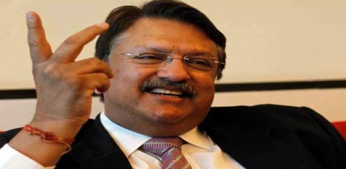 Piramal Group Chairman Ajay Piramal is in early talks with Anand Mahindra and others to sell his stake in Chennai-based Shriram group of companies at a valuation of around Rs 9,000 crore. Piramal Group Chairman Ajay Piramal is in early talks with Anand Mahindra and others to sell his stake in Chennai-based Shriram group of companies at a valuation of around Rs 9,000 crore.
