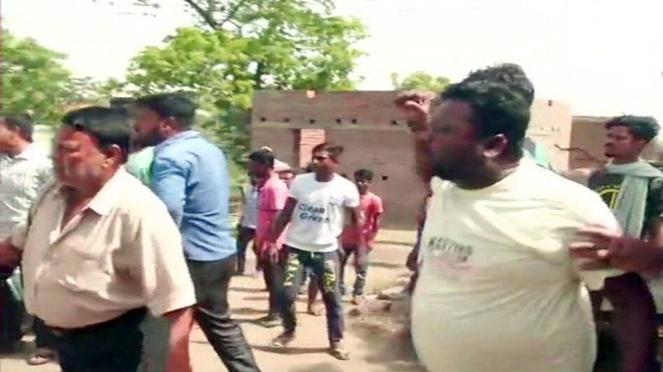 Lok Sabha Ellections 2019: Clash in Asansol Lok Sabha Ellections 2019: Clash in Asansol