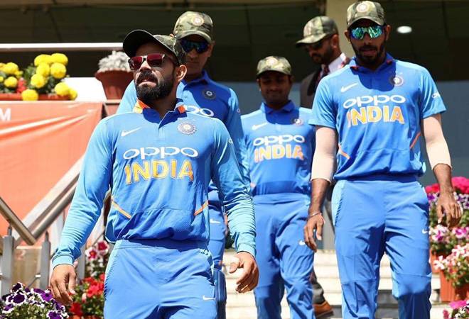 World Cup 2019: Vijay Shankar, Dinesh Karthik included in Virat Kohli-led Team India; Rayadu, Pant ignored