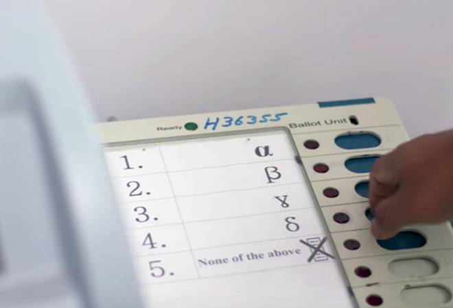 Lok Sabha Elections 2019 Phase 3: EVM-VVPAT machine Lok Sabha Elections 2019 Phase 3: EVM-VVPAT machine