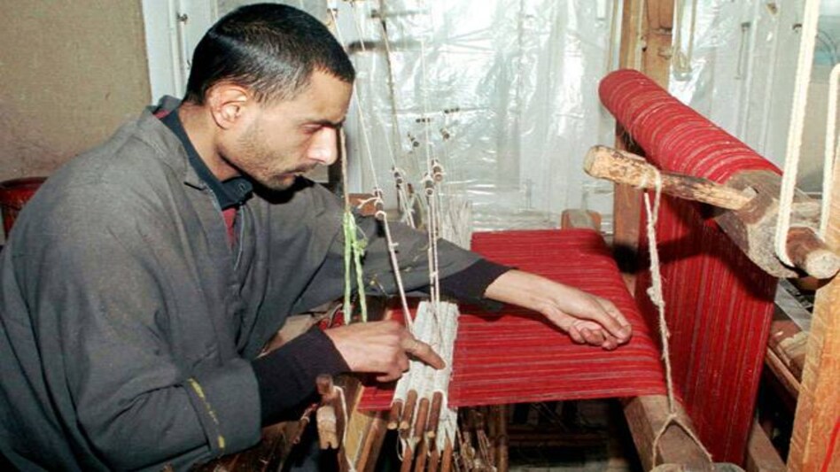 Employment in handloom sector wanes along with budgetary allocation Employment in handloom sector wanes along with budgetary allocation