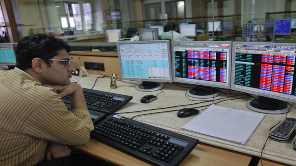 Cyient share price fell up to 11.95% to 572 level compared to the previous close of 649.60 on BSE. Cyient share price is just 1.52% away from 52 week low of 571.10 on BSE. Cyient share price fell up to 11.95% to 572 level compared to the previous close of 649.60 on BSE. Cyient share price is just 1.52% away from 52 week low of 571.10 on BSE.