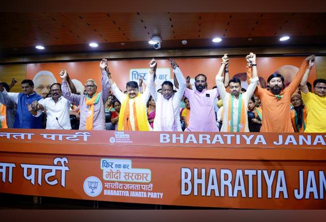 Two TMC MLAs, one CPIM legislator, 50 West Bengal councillors join BJP