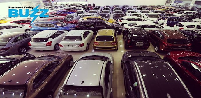 Passenger vehicle sales have now declined for six consecutive months. Photo credit: Reuters Passenger vehicle sales have now declined for six consecutive months. Photo credit: Reuters