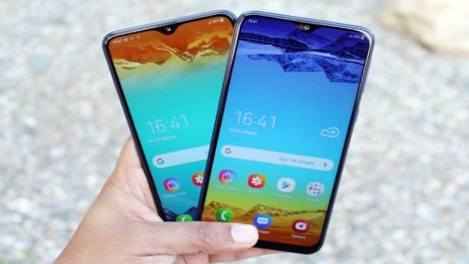 Samsung Galaxy M30, Galaxy M20 to go on sale today at 12 pm; check out price in India, specifications Samsung Galaxy M30, Galaxy M20 to go on sale today at 12 pm; check out price in India, specifications