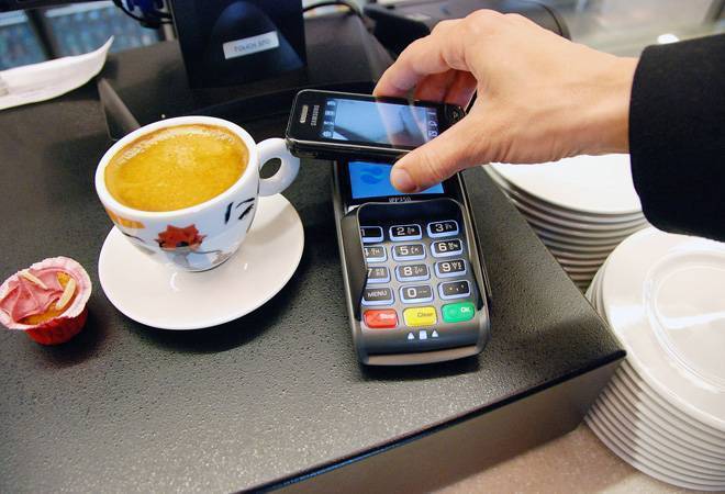 Govt sets annual target for digital transactions at 40 billion