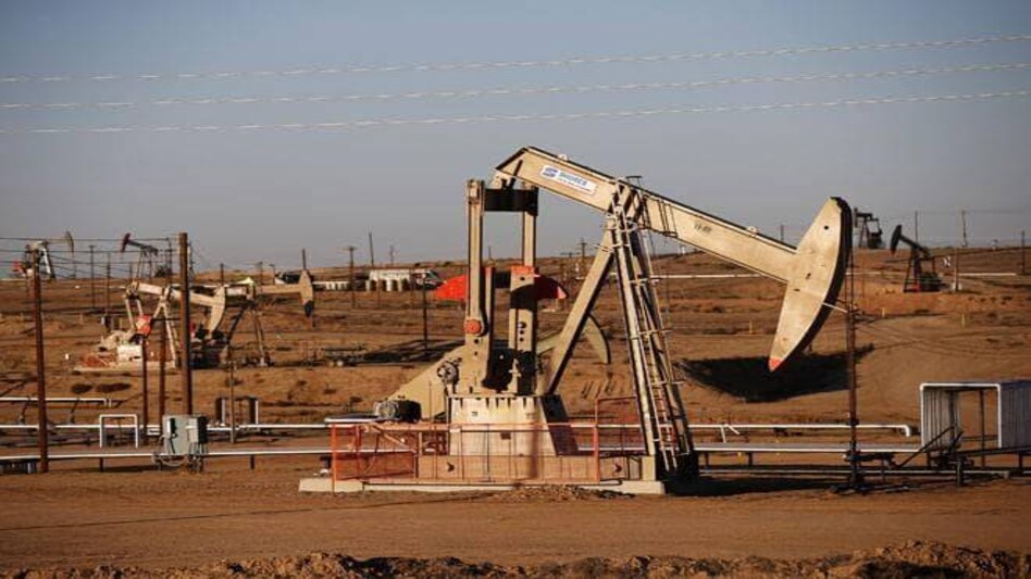 Reliance-BP makes first bid for oil block; Vedanta bids for 30, ONGC 20 Reliance-BP makes first bid for oil block; Vedanta bids for 30, ONGC 20